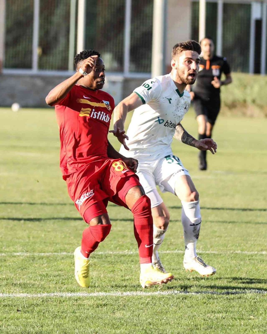 Hazırlık Maçı: Y. Kayserispor: 0 - Giresunspor: 0