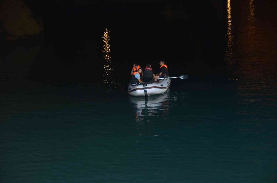 Türkiye’nin En Uzun Yeraltı Gölüne Ziyaretçi Akını