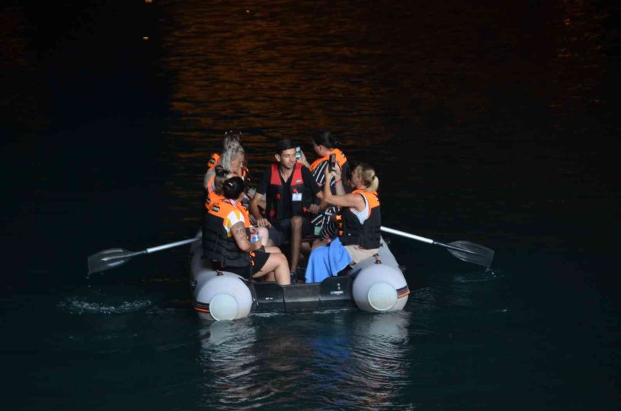 Türkiye’nin En Uzun Yeraltı Gölüne Ziyaretçi Akını