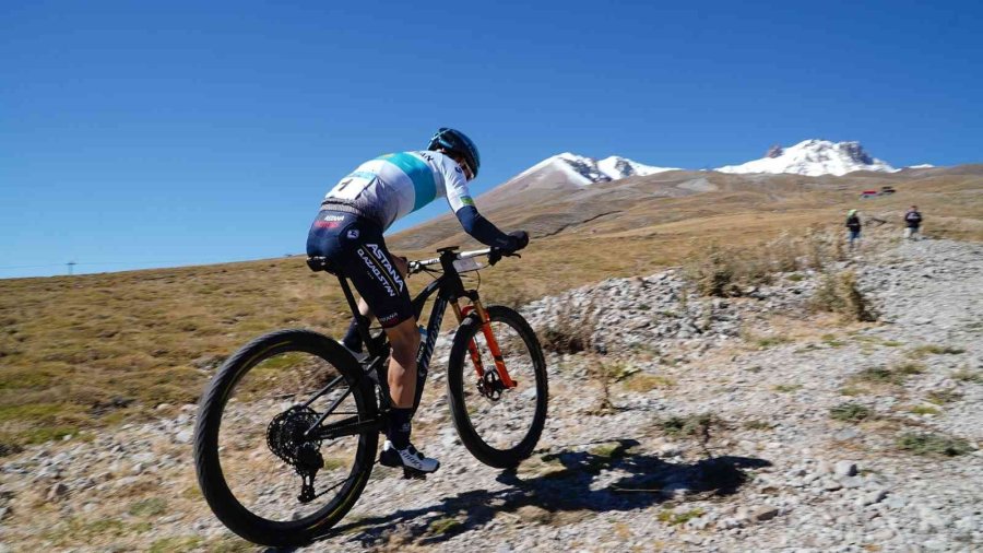 Erciyes’te Uluslararası Dağ Bisikleti Heyecanı Yaşandı