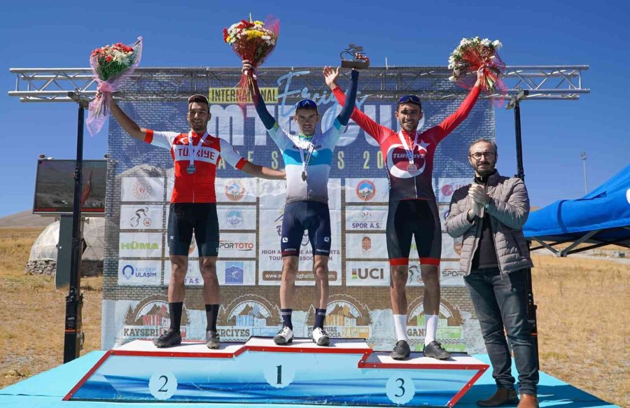 Erciyes’te Uluslararası Dağ Bisikleti Heyecanı Yaşandı