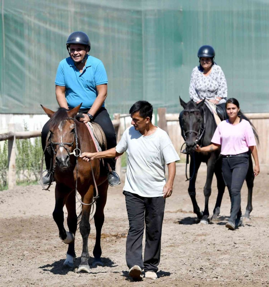 Görme Engelliler, Ata Binmenin Heyecanını Yaşadı