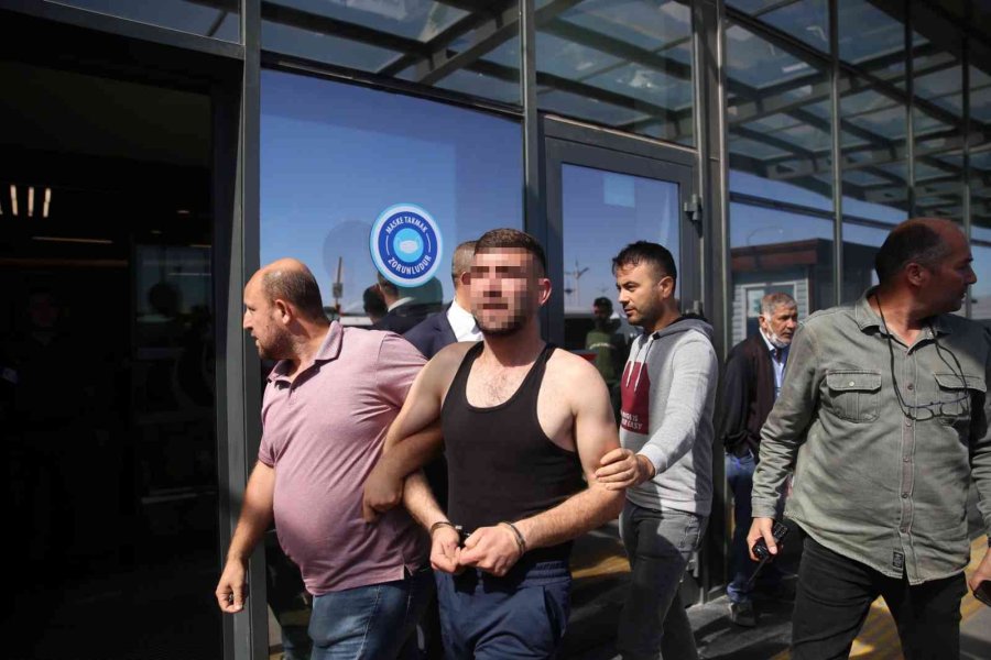 Akrabalar Arasındaki Kavga Kanlı Bitti: 2 Ölü