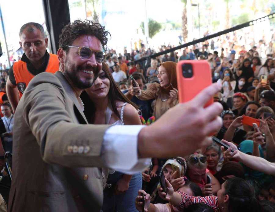 Antalyalılar Ünlü Şeflerin Söyleşi Ve Workshopuna Akın Etti