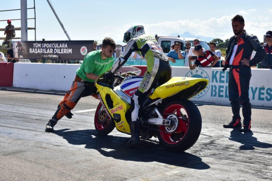 Türkiye Drag Şampiyonası Kepez’de