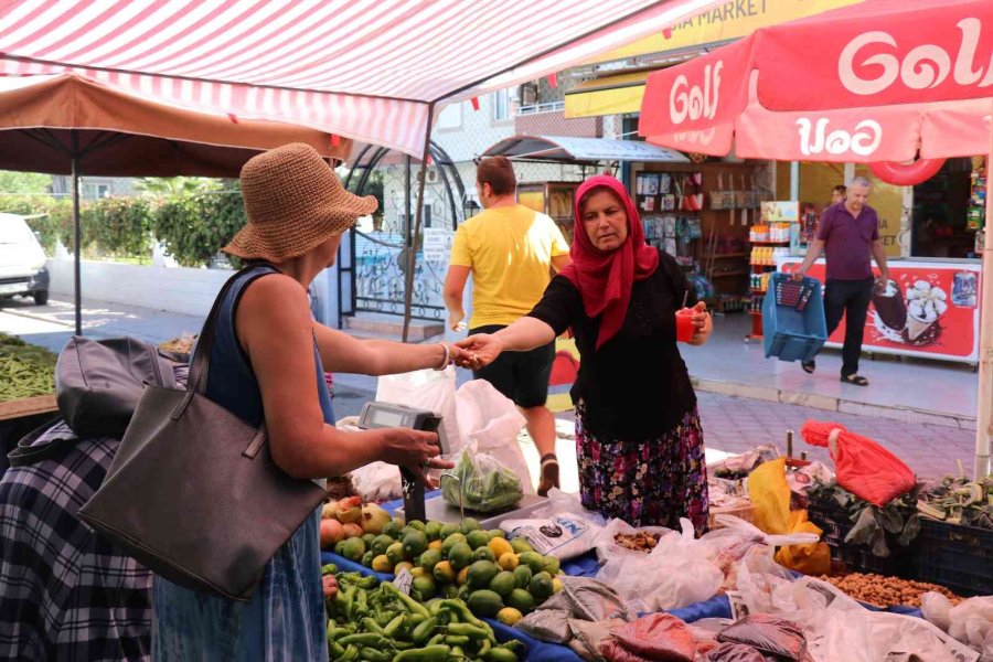 Alanya’da Yaşayan Yerleşik Ve Tatilci Yabancılar Alışverişte Semt Pazarını Tercih Ediyor