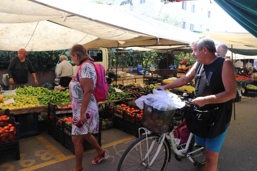 Alanya’da Yaşayan Yerleşik Ve Tatilci Yabancılar Alışverişte Semt Pazarını Tercih Ediyor