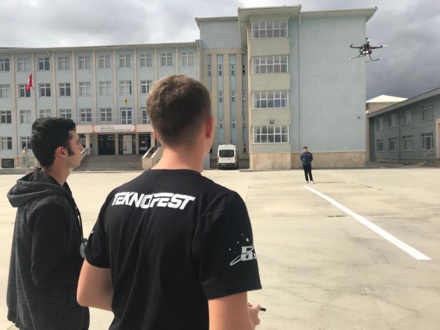 Liseli Öğrenciler İha Yarışmalarında Türkiye Dereceleri Kazandı