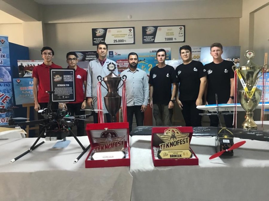 Liseli Öğrenciler İha Yarışmalarında Türkiye Dereceleri Kazandı