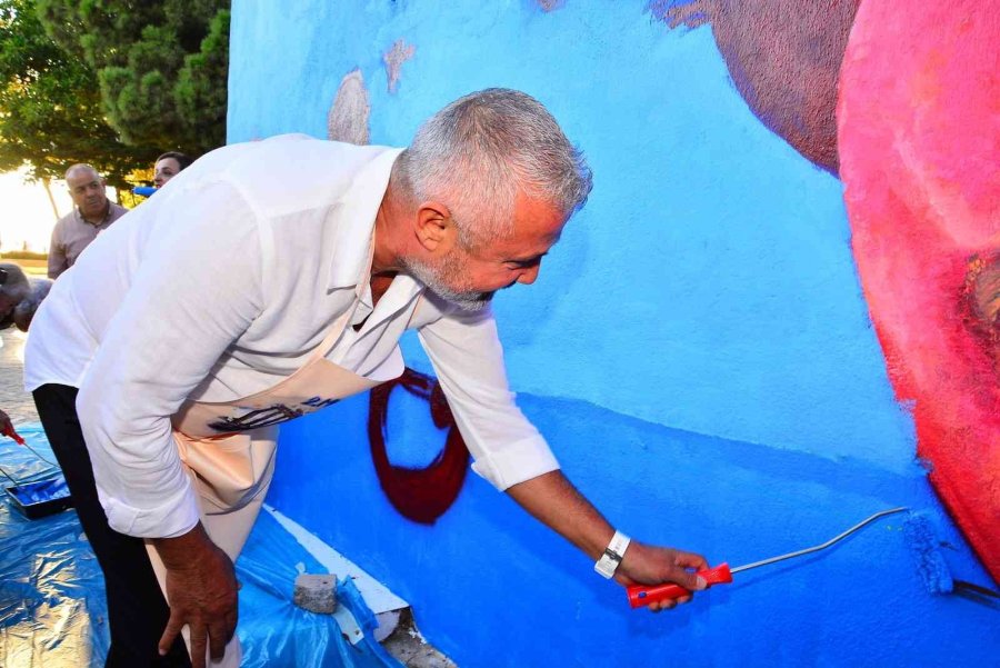 Manavgat’ta Antik Side’de Duvar Boyama Etkinliği