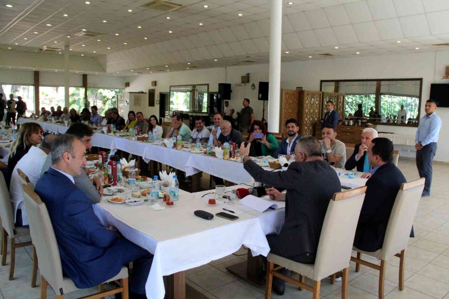 Antalya’ya Gelen Turist Sayısı 11 Milyona Yaklaştı