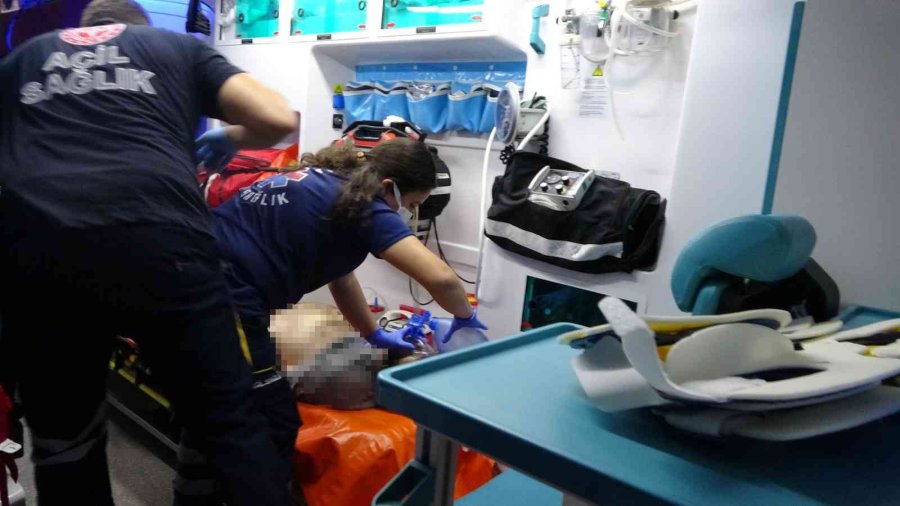 Yaya Köprüsünden Iramağa Atladı, Tüm Çabalara Rağmen Hayatını Kaybetti