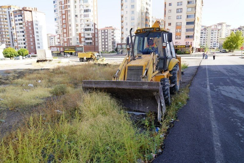 Bahçelievler Mahallesi’nde Toplu Temizlik Çalışması Yapıldı