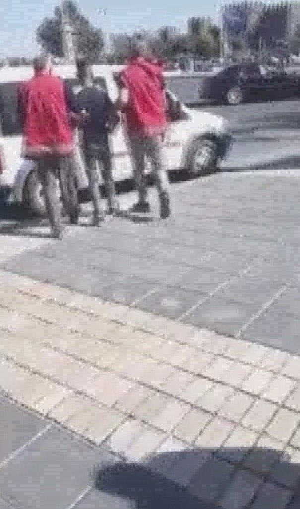 Polis Ticari Taksi Şoförü Oldu, Hırsızı Yakaladı