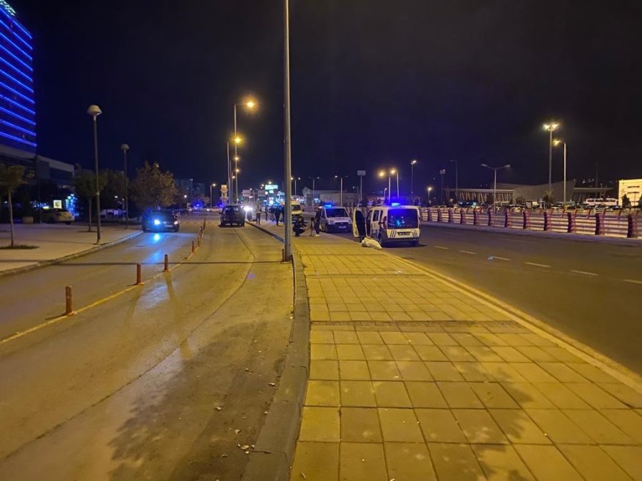 Unutulan Valiz Polis Ekiplerini Harekete Geçirdi