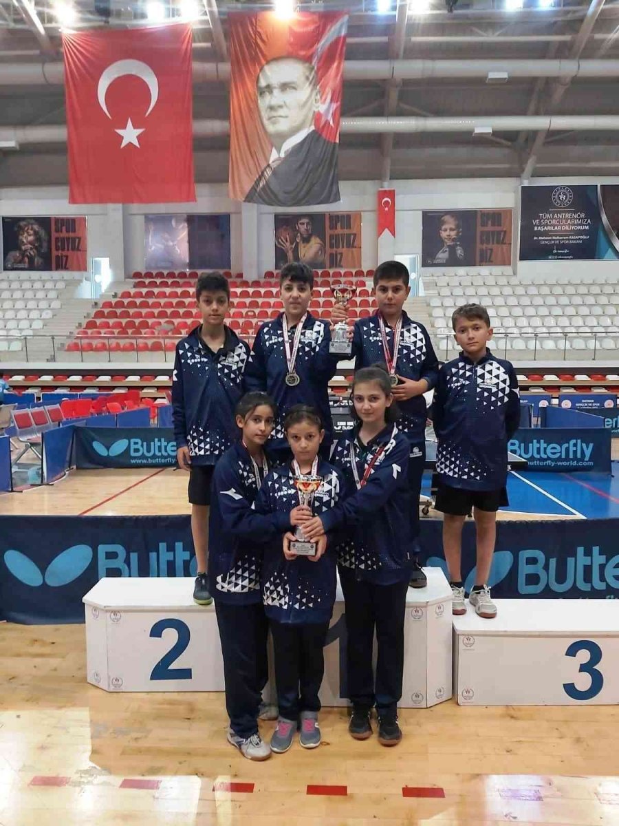 Kocasinan’ın Masa Tenisi Erkek Ve Bayan Takımı, Yine Zirvede