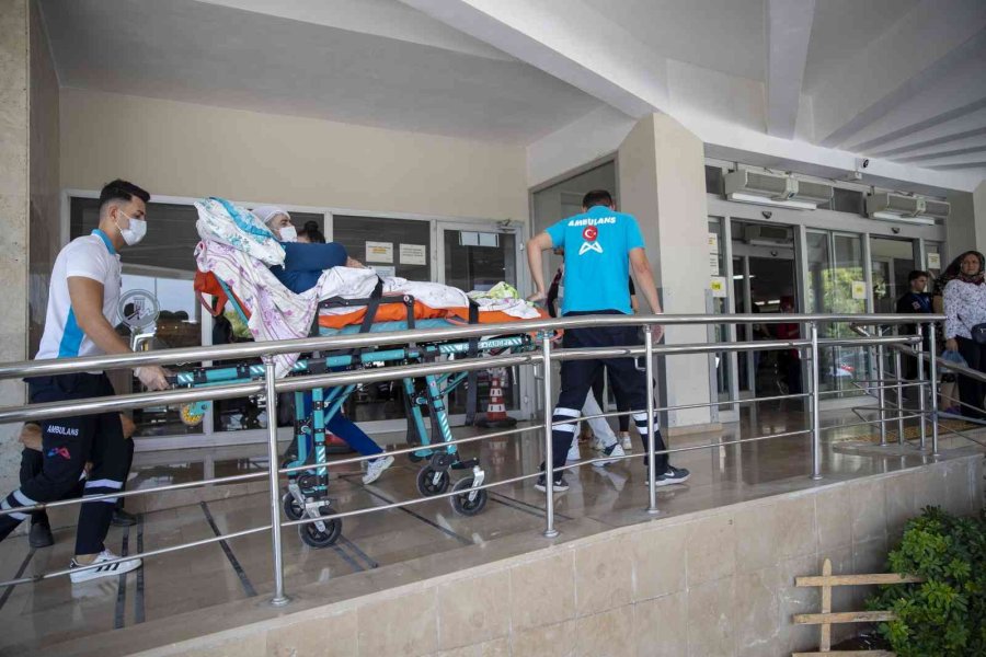 Mersin Büyükşehir Belediyesinden, Yılda 10 Bin Hastaya Ambulans Hizmeti