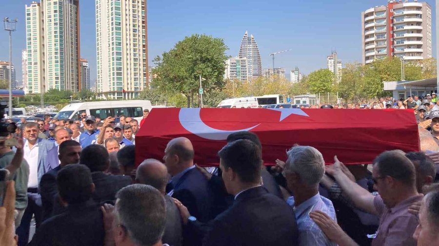 Bakan Soylu, Mersin Şehidi Polis Sedat Gezer İçin Düzenlenen Törende Konuştu