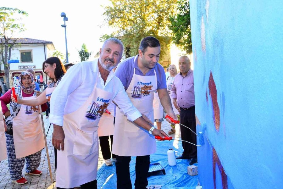 Manavgat’ta Antik Side’de Duvar Boyama Etkinliği