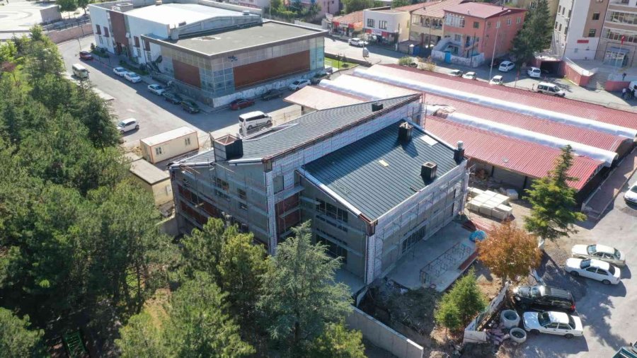 Hacılar’da Halit Özkaya Kütüphanesi’nde Sona Gelindi