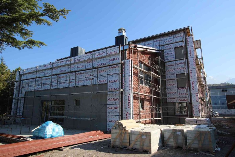 Hacılar’da Halit Özkaya Kütüphanesi’nde Sona Gelindi