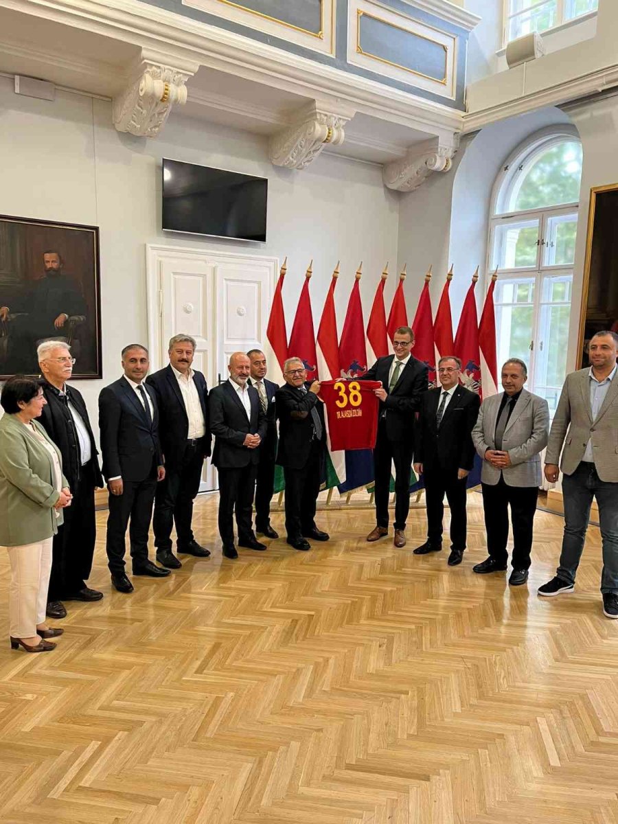 Başkan Büyükkılıç’tan Kardeş Şehir Miskolc’a Ziyaret