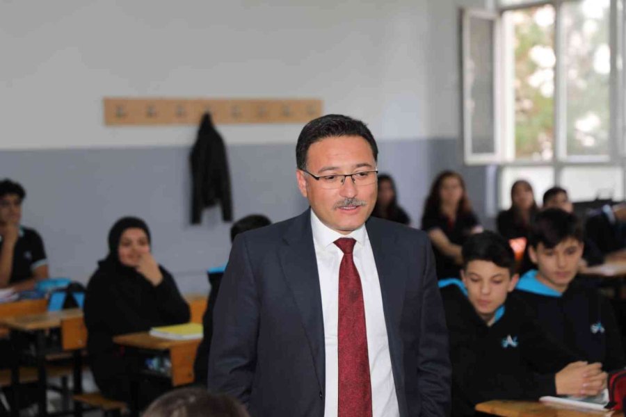 Vali Çiçek Emniyeti Tebrik Etti: "uyuşturucu İle Mücadelede Kararlıyız"