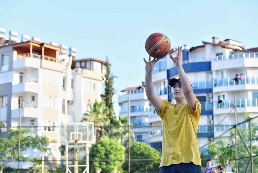 Konyaaltı Belediyesi’nin Güz Dönemi Spor Kurslarının Kayıtları Başladı.