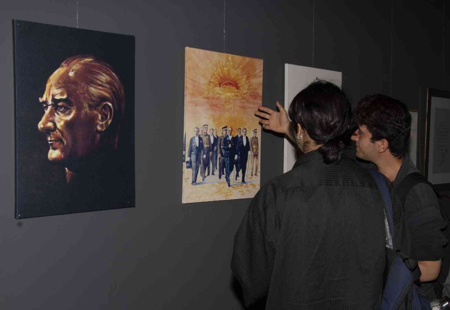 Etem Çalışkan’ın Sergisi Büyük İlgi Gördü