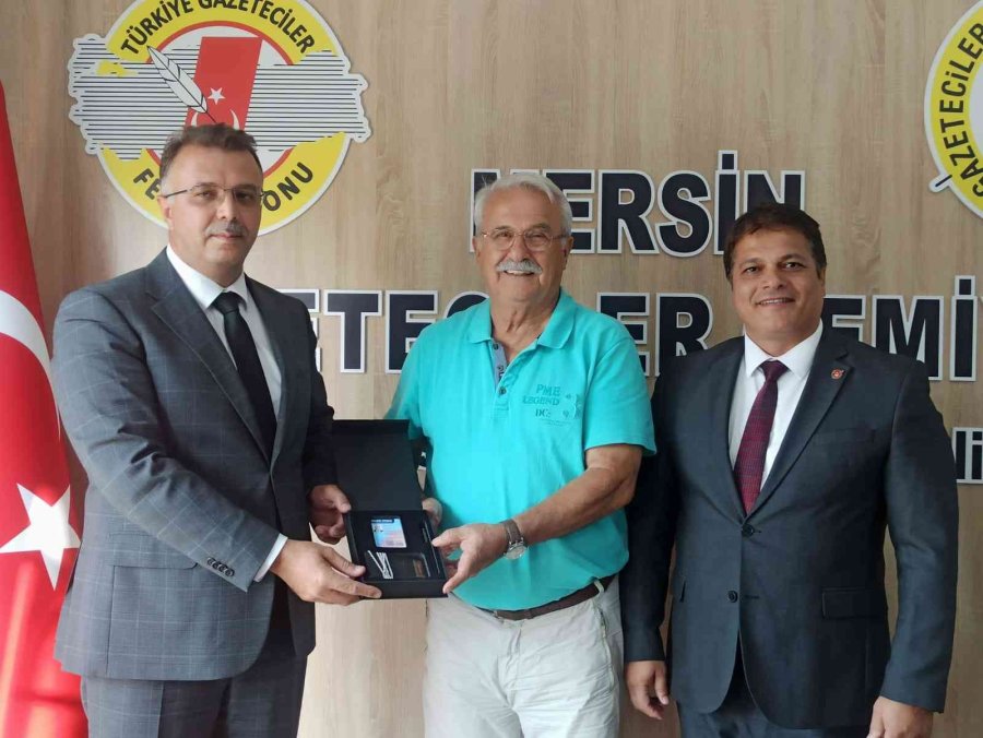 Cumhuriyet Başsavcısı Öztoprak Gazetecilerle Bir Araya Geldi