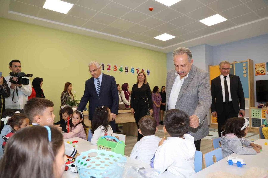 Başkan Yalçın’dan Eğitime Büyük Katkı