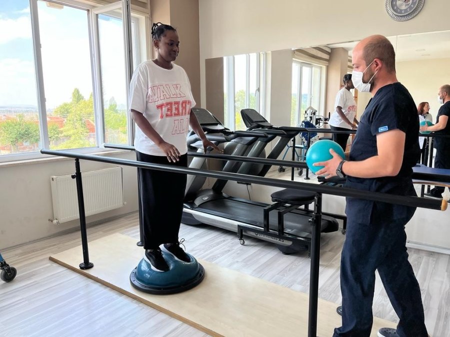 Senagal’de Geçirdiği Kazanın Tedavisini Türkiye’de Buldu