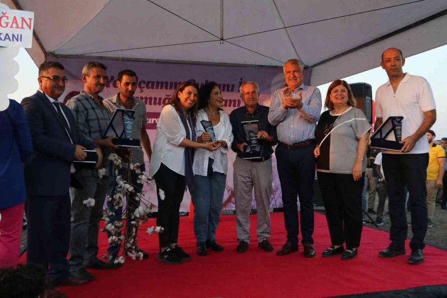 Yaşlı Kadından Türkan Şoray’a Şok: "fatma Girik Öldü, Sen Ölme, Bak Kendine”