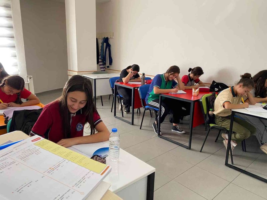 Kaymek Gençlik Merkezleri’nde Yeni Dönemin İlk Ders Zili Çaldı