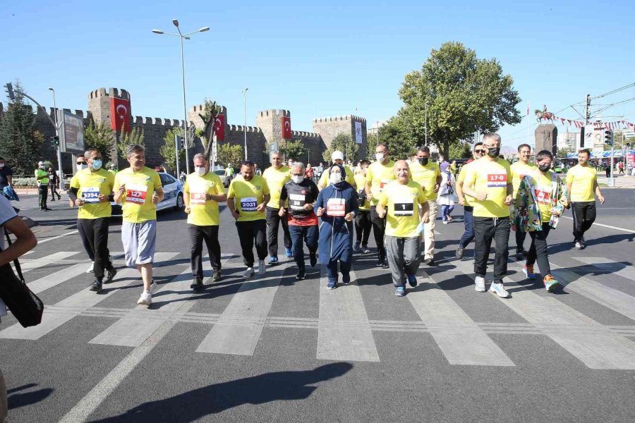 Uluslararası Kayseri Yarı Maratonu’na 15 Ülkeden Sporcu Katılacak