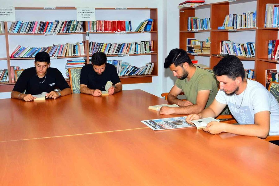 Manavgat Belediyesi’nden, Üniversite Öğrencilerine Yurt Desteği