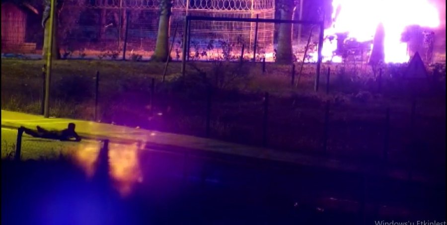 Teröristlerin Kendini Patlatma Anı Kamerada