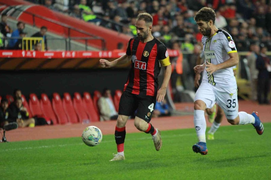 Ziraat Türkiye Kupası: Eskişehirspor: 2 - Muş 1984 Muşspor: 3