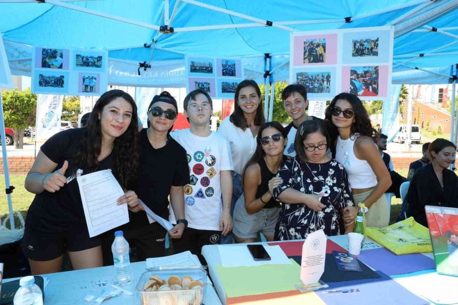 Alkü’de Öğrencilere “hoş Geldin Şenliği”