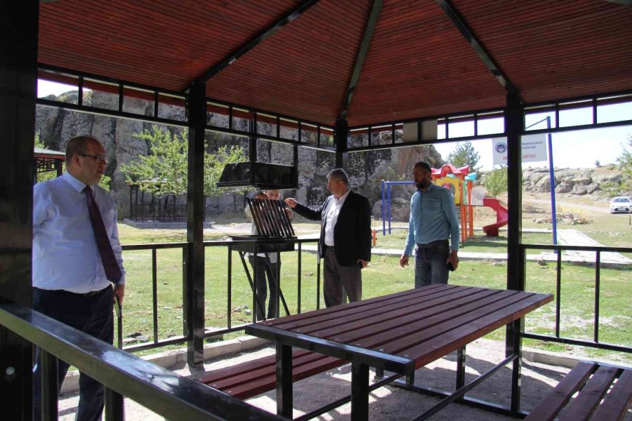 Altyapı Çalışmaları Tamamlanan Güllüce Mahallesi Yeni Sosyal Donatılarına Kavuştu