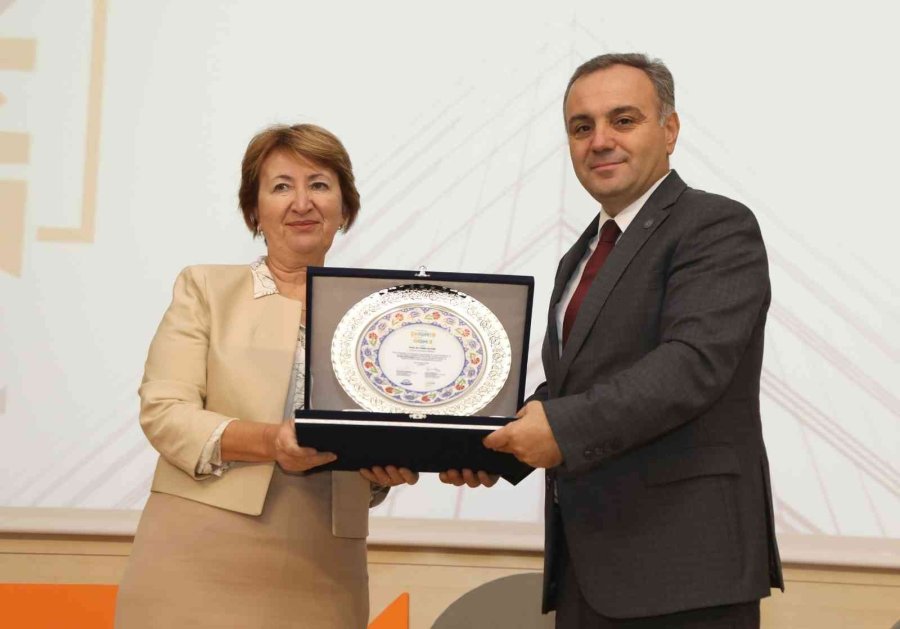 Rektör Altun: "deprem, Ülkemizin Bir Gerçeği"