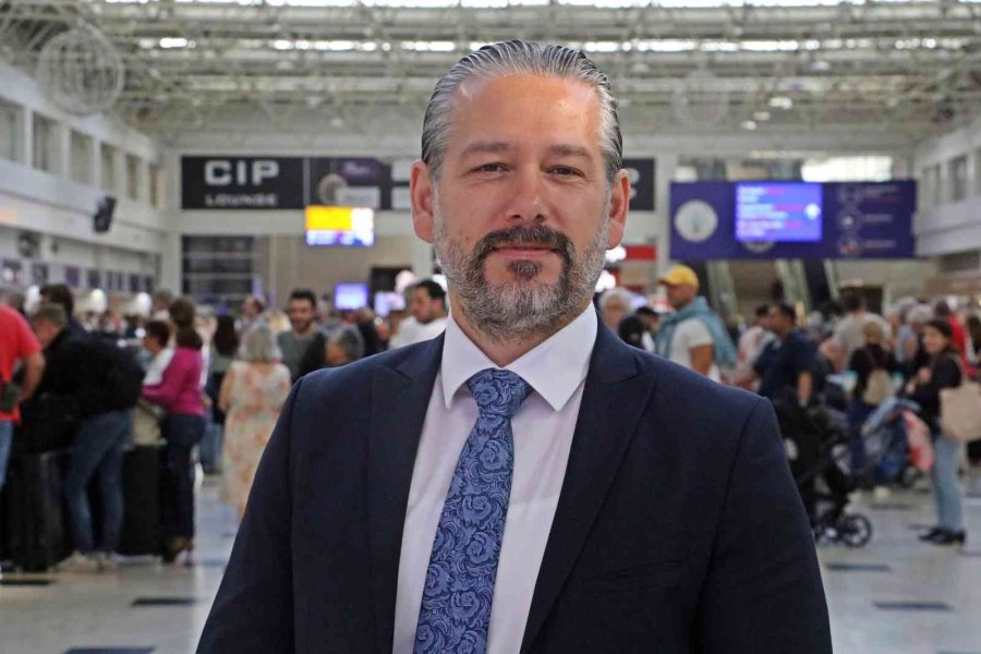 Seferberlik Sonrası Rusya’dan Antalya’ya Gelen Günlük 80 Uçağa 3-4 Sefer İlave Edilmiş Durumda