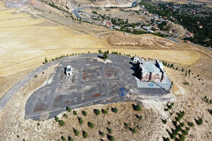 Kocasinan’da 8 Asırlık Köşk, Gök Gözlem Evi Oluyor