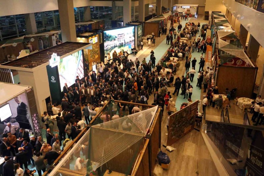 İstanbul’da “konya Günleri” Ziyaretçilerine Kapılarını Açtı