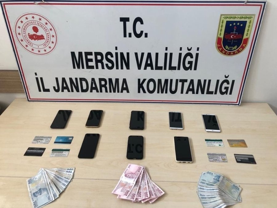 Mersin Merkezli 3 İlde Dolandırıcılık Operasyonu: 8 Gözaltı