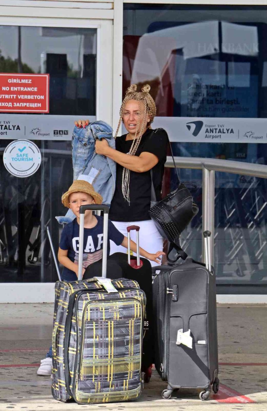 Seferberlik Sonrası Rusya’dan Antalya’ya Gelen Günlük 80 Uçağa 3-4 Sefer İlave Edilmiş Durumda