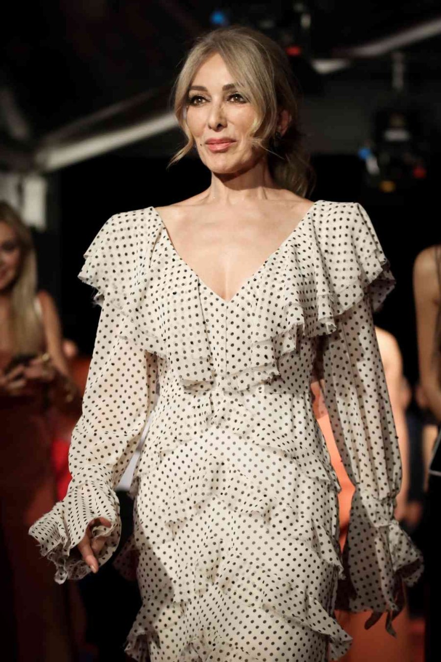 Altın Portakal Kırmızı Halıda Şıklık Yarışı