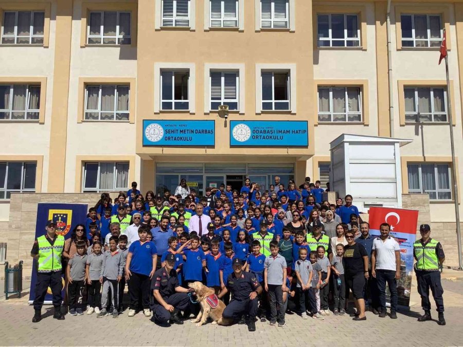 Antalya’dan Jandarmadan 12 Bin 500 Öğrenciye Trafik Eğitimi