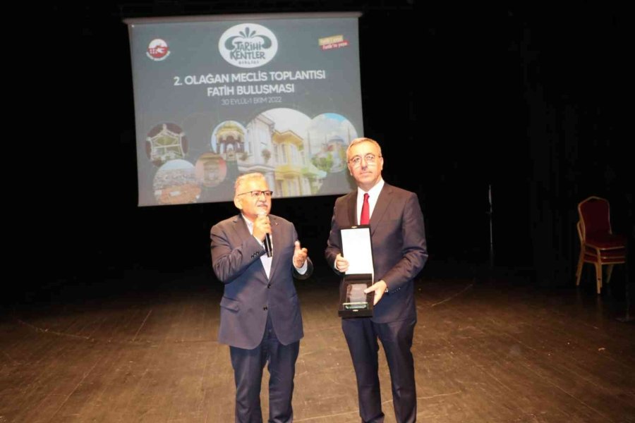 Kayseri Büyükşehir’e 7 Farklı Dalda ’özel’ Ödül