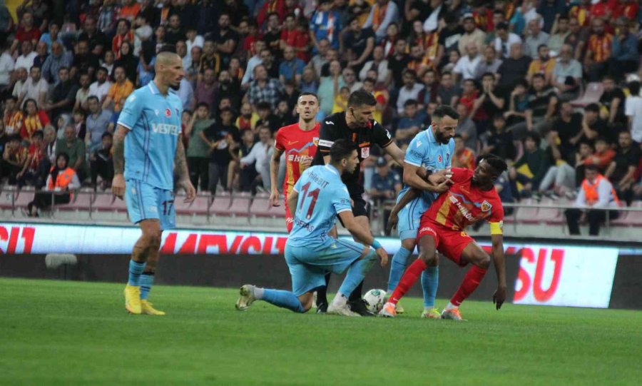 Spor Toto Süper Lig: Kayserispor: 1 - Trabzonspor: 2 (maç Sonucu)